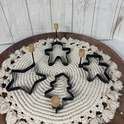 Metal pancake,egg molds and cookie cutters.large