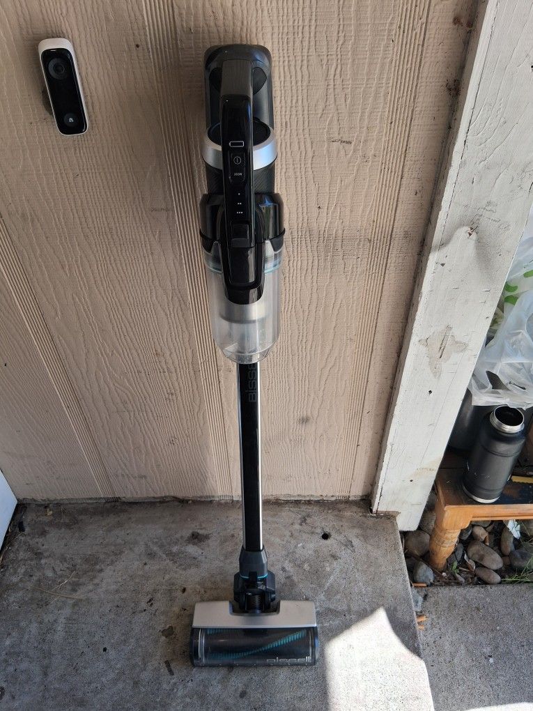 Bissell Iconpet Vacuum