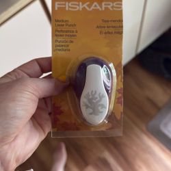 Fiskars Tree Punch 