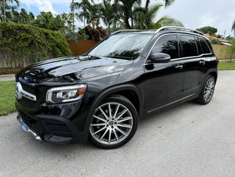 2021 Mercedes-Benz GLB-Class