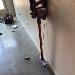Dyson Vacumm