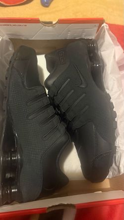 Nike Shox NZ All Black Sneakers