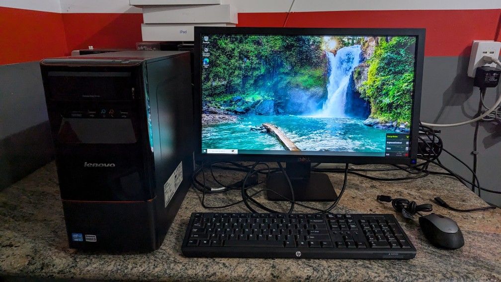 Lenovo Desktop Workstation for College School or Office!