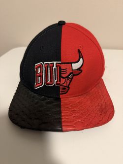 LEATHER BULLS HAT (Mitchell & Ness) Just Don Hat