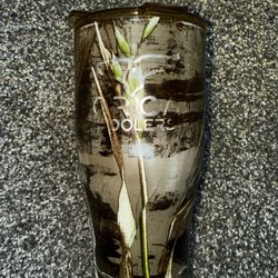 ORCA - Camouflage Cooler Cup - Brand New - 20 Oz Tumbler.