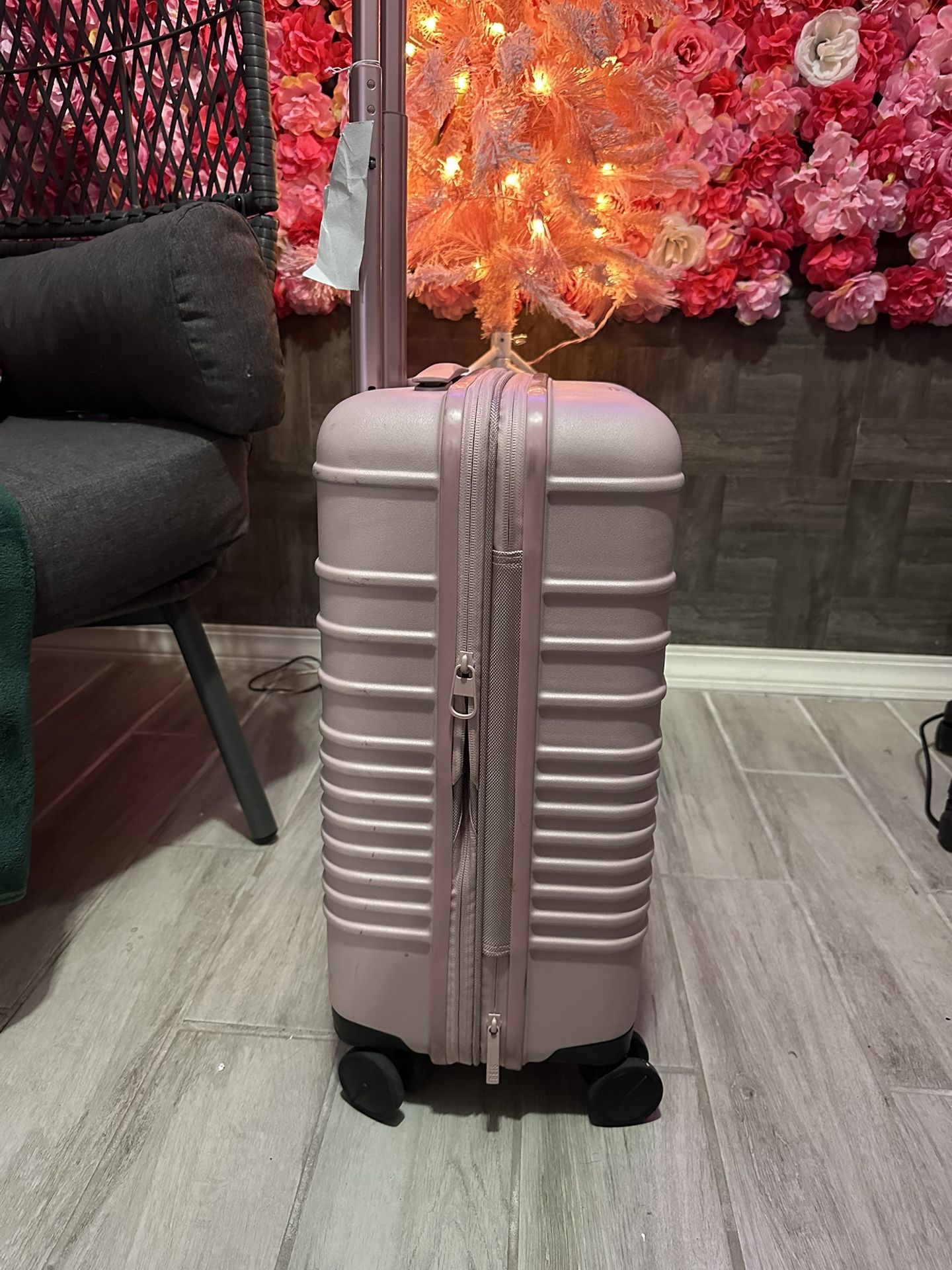 Beis Luggage for Sale in El Paso, TX OfferUp