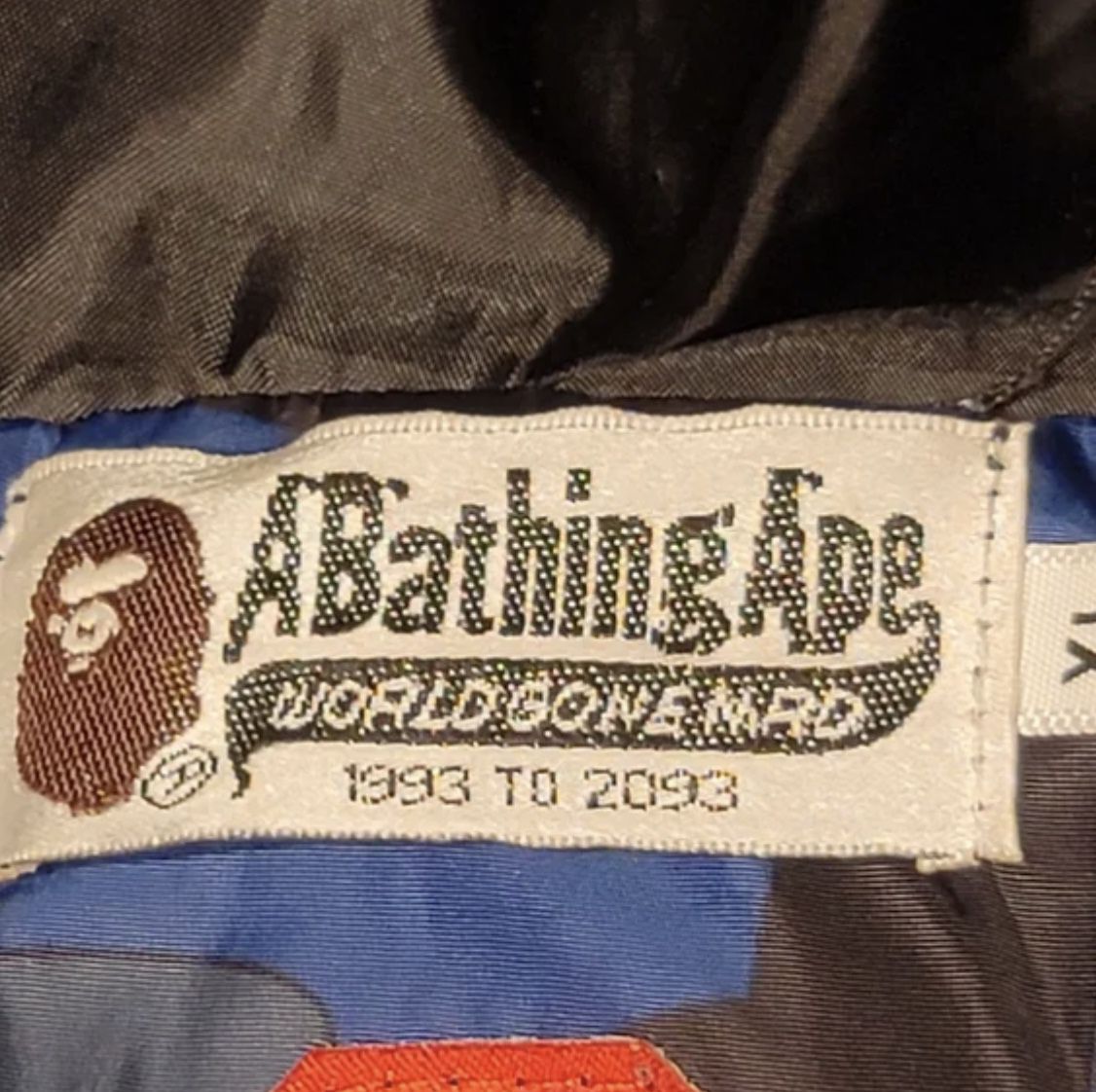 BAPE Bathing Ape Los Angeles Lakers Jacket SIZE L $160 for Sale in  Torrance, CA - OfferUp
