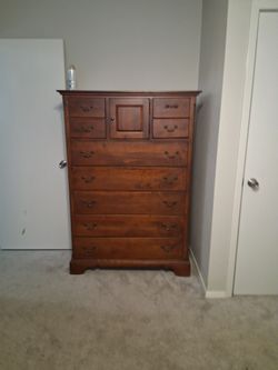 Dresser