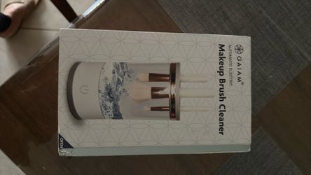 Makeup brush Cleaner