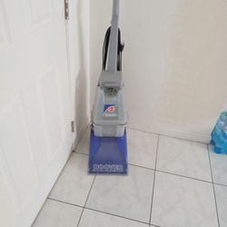 A Hoover Shampooer In Good Condition