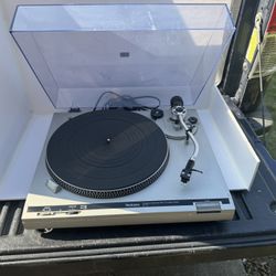 Technics Turntable 