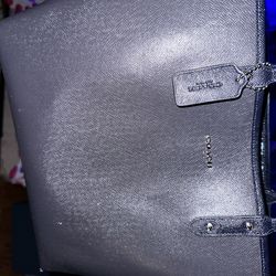 Price Drop🔥 Coach Like New Navy Blue Reversible