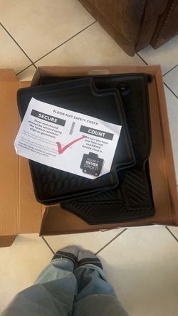 TOYOTA camry floor mats