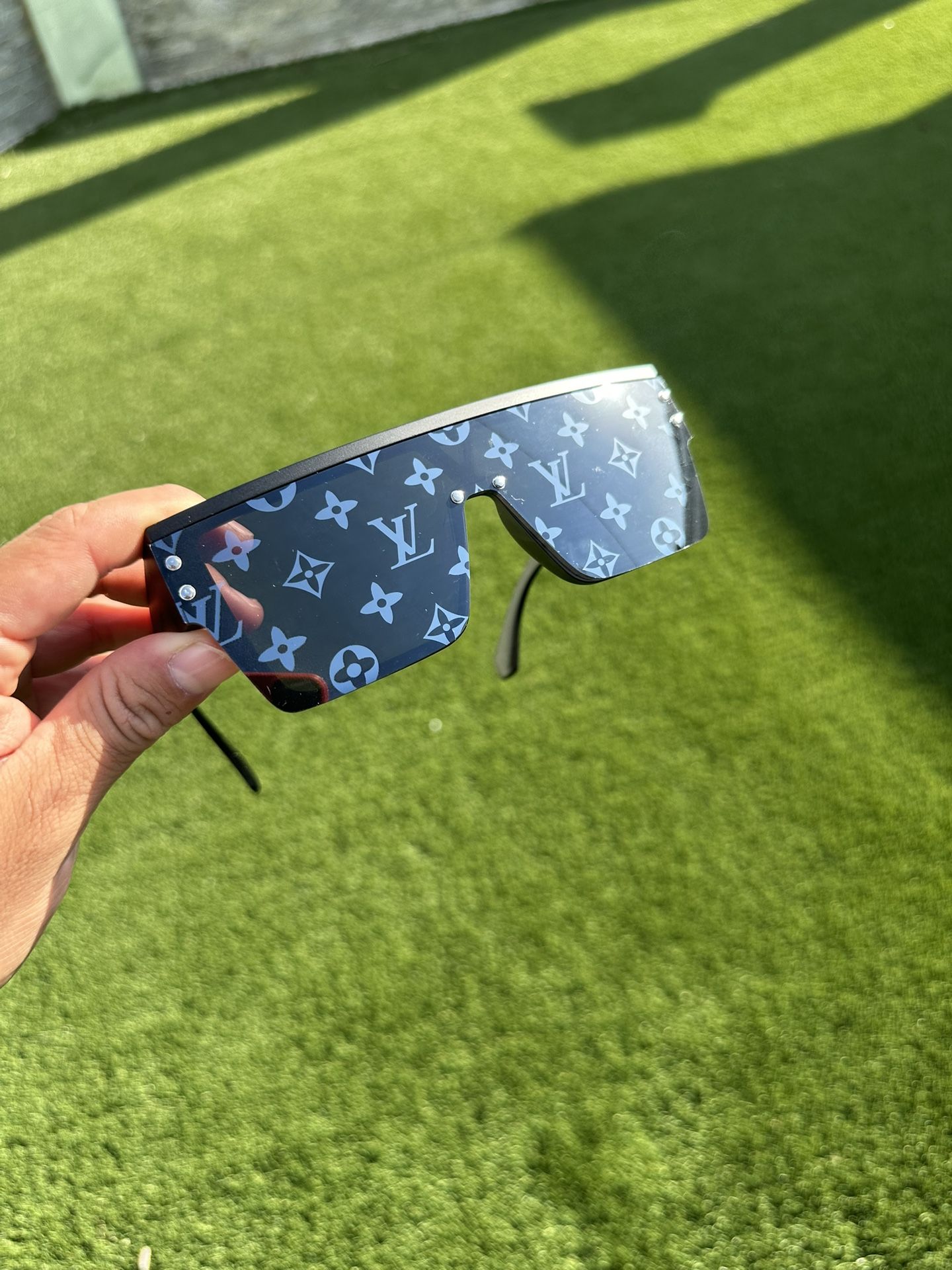 LV Sunglasses 