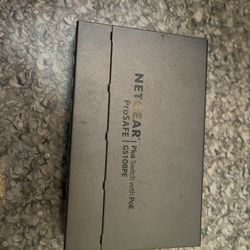 Netgear 8 Port Switch With 4 Port POE