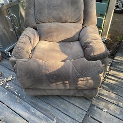 Two Emomo Electric Chairs 