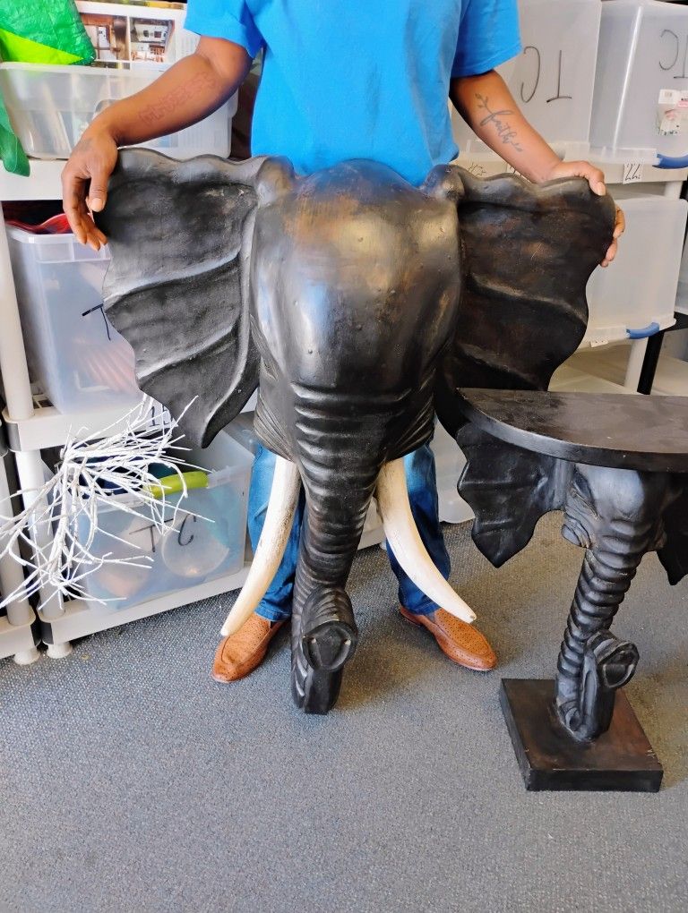 Elephant Collection I Have The Tuff Also , Very Heavy 4 Piece 600