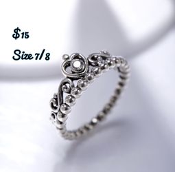 Silver crown ring $15