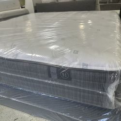 King Size Mattress, And Boxspring Set