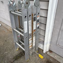 12’ Articulating Aluminum Ladder