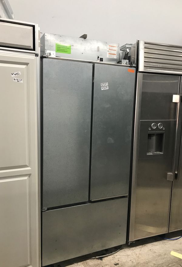 New floor model 36” kitchenAid builtin refrigerator freezer panel