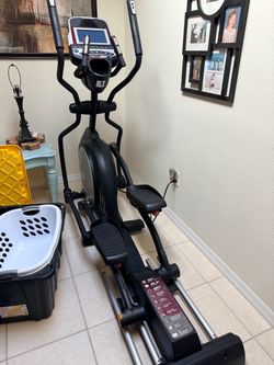 Sole Elliptical Trainer Machine