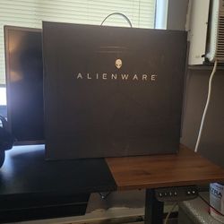 Alienware 15 Laptop Box