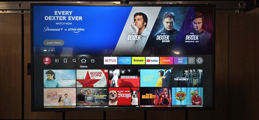 InsigniaTM- 43" Class F30 Series LED 4K UHD Smart Fire TV