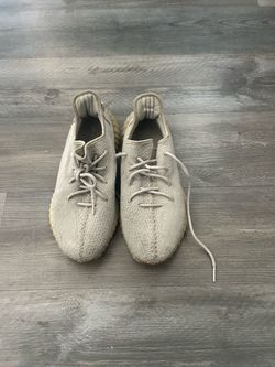 Yeezy 350 v2