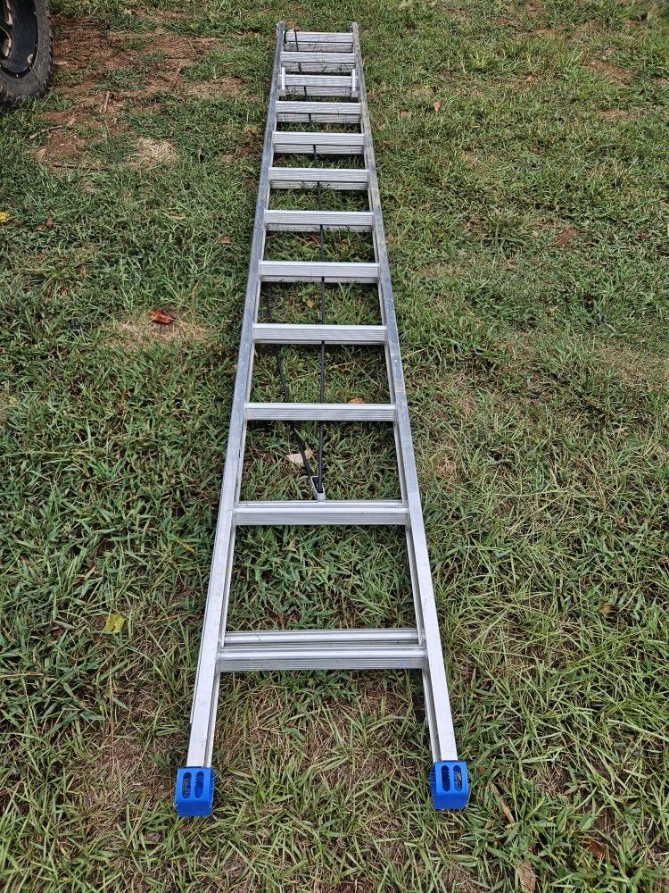 24ft Bluetip 250lbs W / Limit New