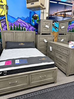 3 Piece Queen Platform Bedroom Set with Footboard Storage: Queen Bed Frame, Nightstand, Dresser