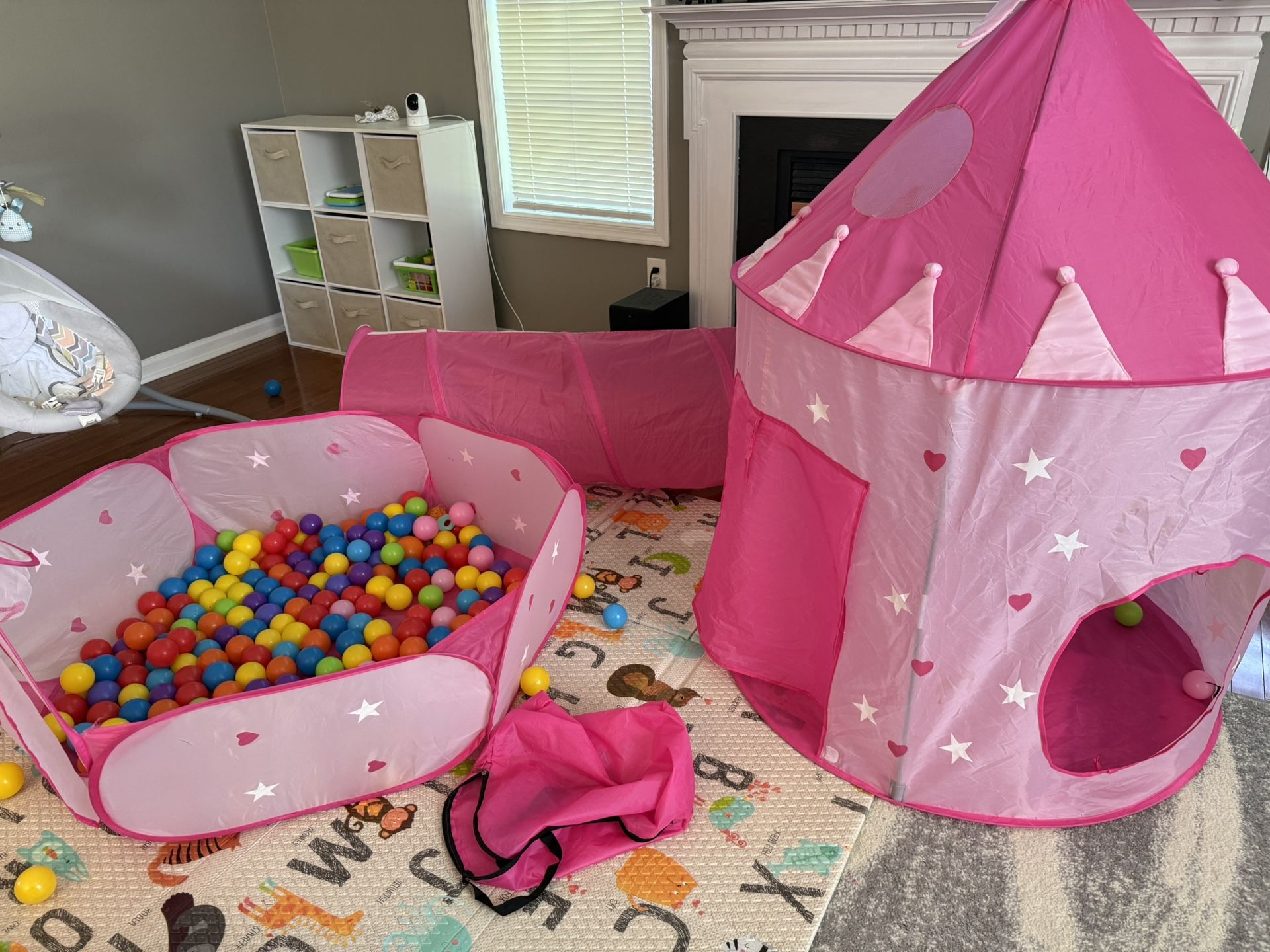 Princess Ball Pit With Balls