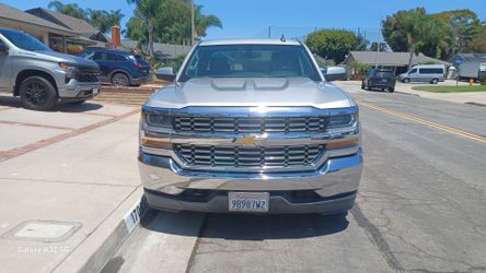 2019 Chevrolet Silverado 1500 V8 Double Cab 40k Miles XLNT