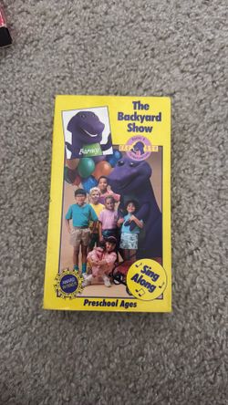 Barney : The Backyard Show VHS