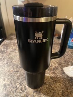 Stanley 40oz tumblr