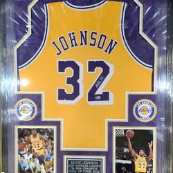 Lakers Magic Johnson Signed, Beckett-Certified, Deluxe-Framed Jersey 