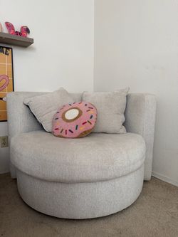 Couch white/offwhite