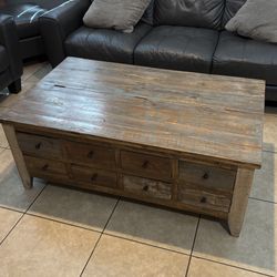 Beautiful Farm Style Coffee Table 