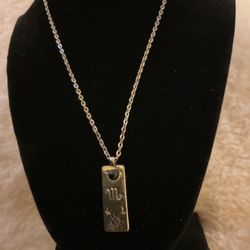 Silver Necklace With Pendant 