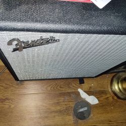 Fender Rumble 100