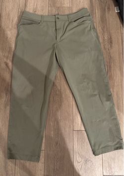 Lululemon ABC pants 34x28 Classic Fit army green