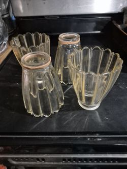Set Of 4 Light Fixture Glass Globes