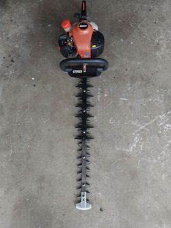 ECHO Gas Trimmer  ( Condition Good  )