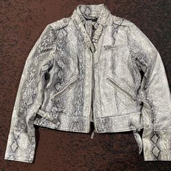 WOMENS DEREON SNAKESKIN LOOK GREY & SILVER BIKER JACKET SIZE Large