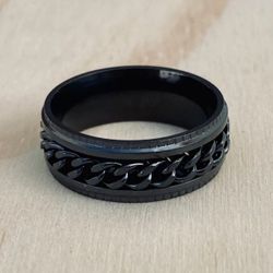 Spinning Chain Ring.  All Black. 