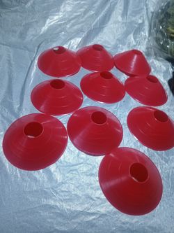 10 Nike Sports Cones
