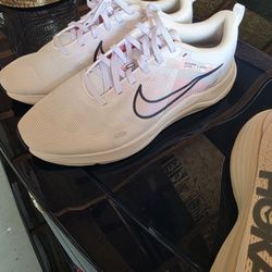 Nikes 
