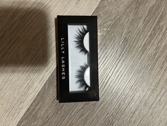 Lilly Lashes