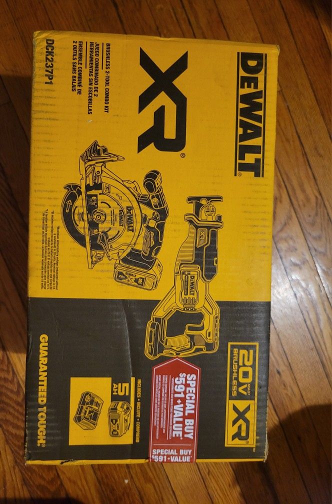 DeWALT 20V Max XR Cutting Combo Circular & Reciprocating Saws, Battery & Charger
