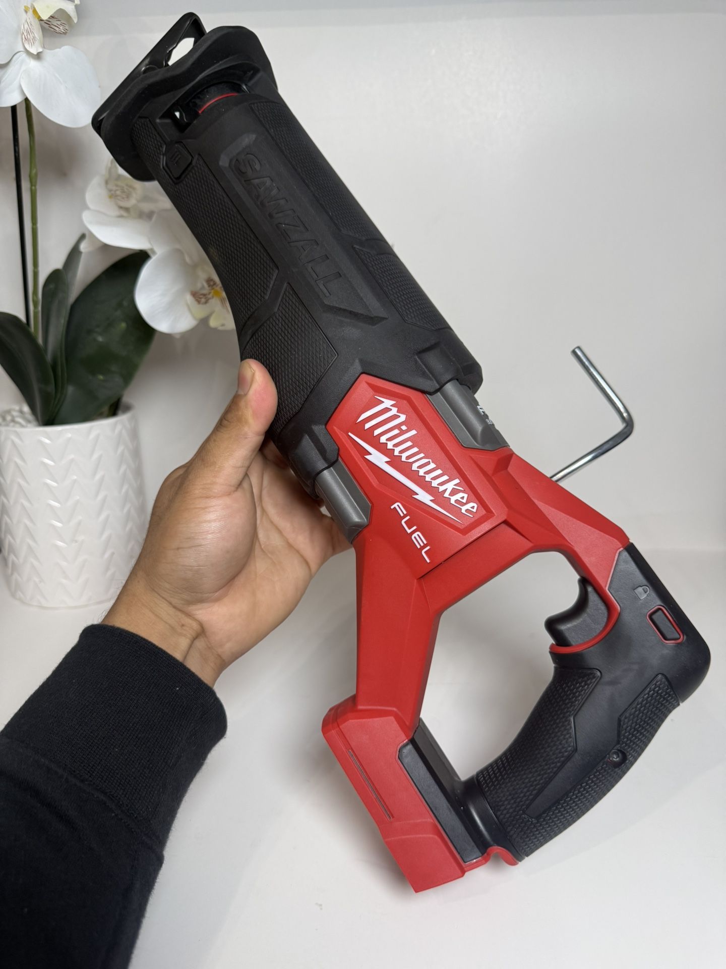 Milwuakee Sawzall FUEL M18